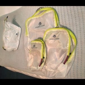 Eagle Creek Specter packing cubes